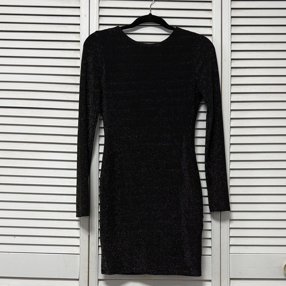 Women’s Black Sparkle Long-Sleeve Bodycon Dress. SZ Medium